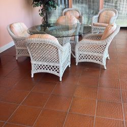 Rattan White Round Table Set