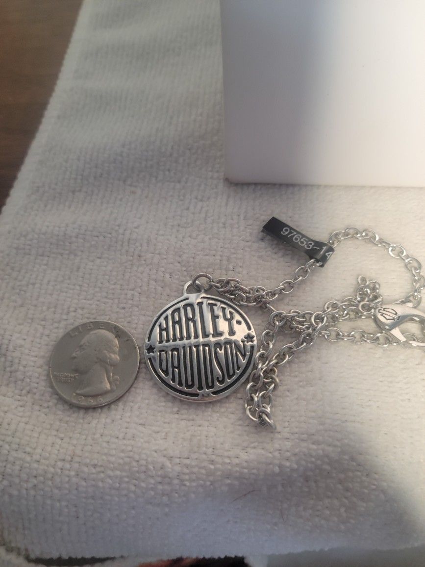 Harley Davidson Pendant And Chain