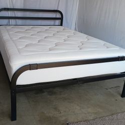 Queen Bed. Cama Matrimonial 