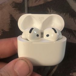 Apple AirPods 4 With Noise Cancellation 