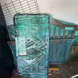 Used crib  Free