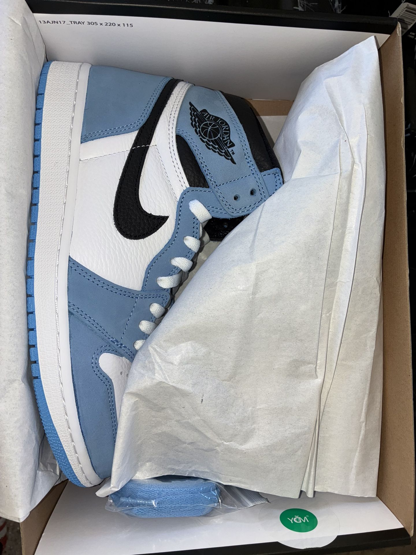 Nike Jordan 1 University Blue Size 9 Brand New