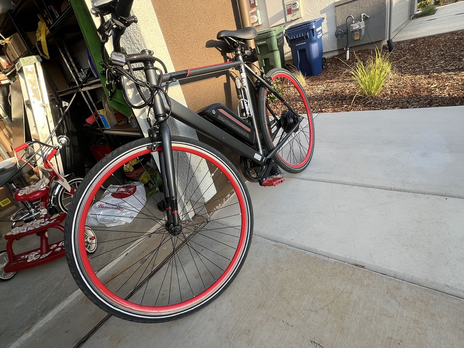 Schwinn Monroe Electric Bike