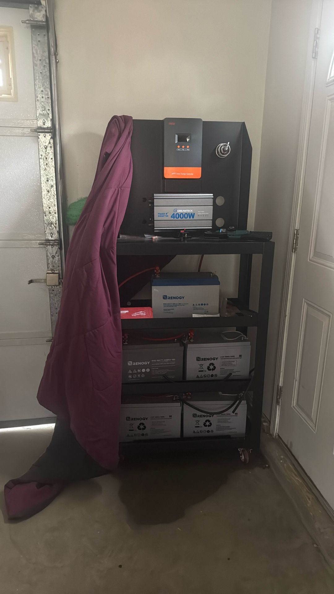 Portable Solar Powered Generator 