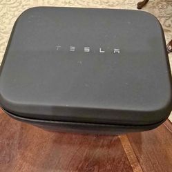 Tesla Air Compressor + Tire Repair Kit 3.0 — Brand New For Model S 3 X Y Cyber