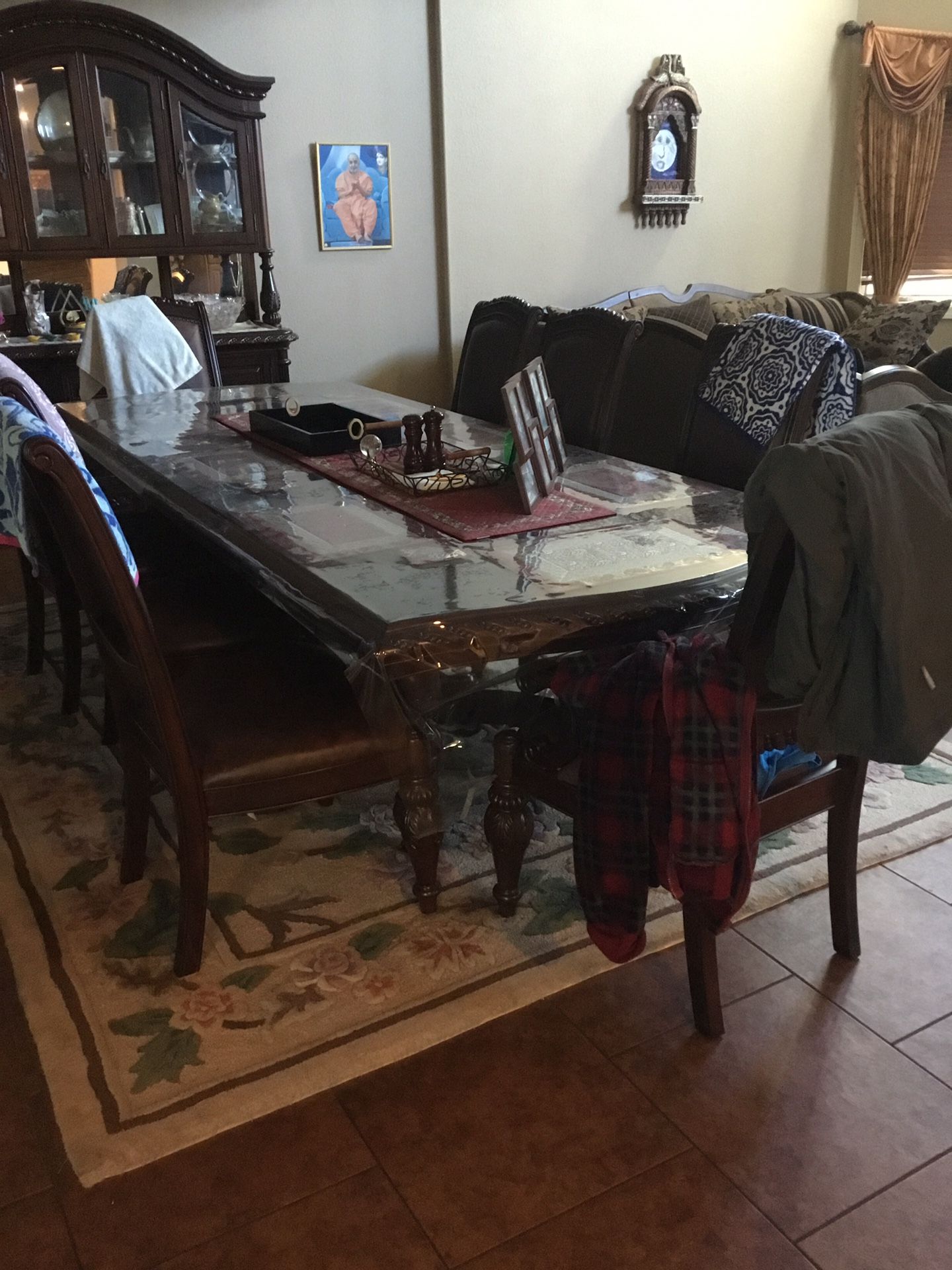 Formal dining table- seats 8