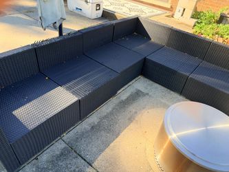 Outdoor wicker furniture- across country moving sale -all must go