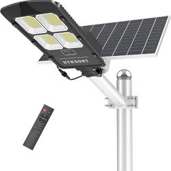 Street, Garage, Driveway Light. Solar Powered 200 Watt 10k Lumens