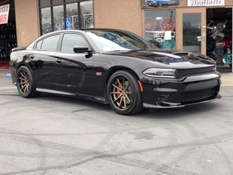 Wheels for a charger concave style 20inches staggered 20X9 20X10.5 // Financing available