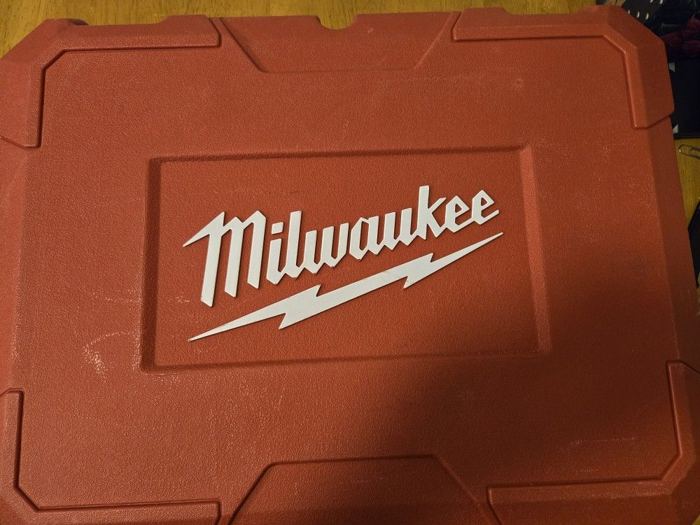 Milwaukee Roto-Hammer