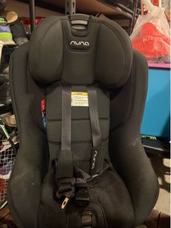 Nuna RAVA Convertible Car Seat – Black – Excellent Condition