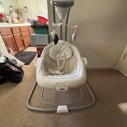 Graco Swing And Bouncer Set
