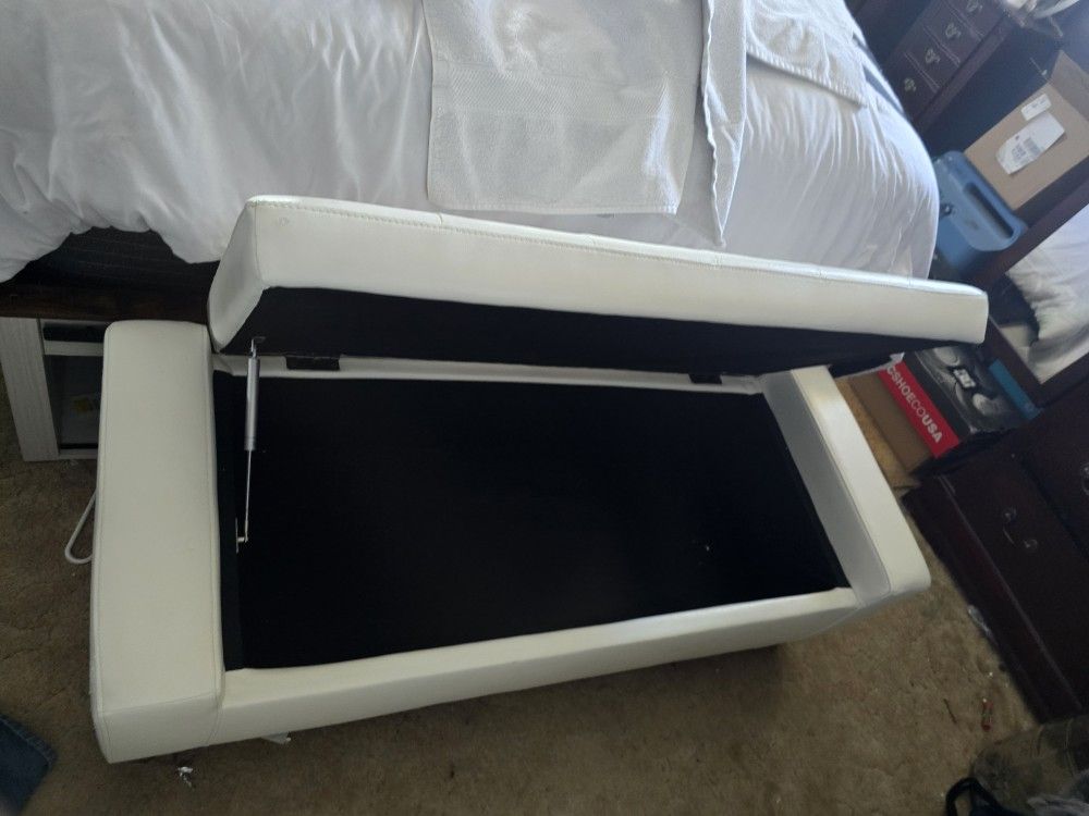 White Storage Bench