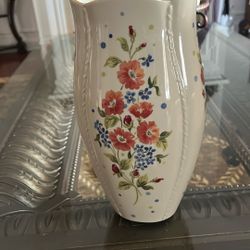 New in Box Lennox Forget Me Not Large Vase