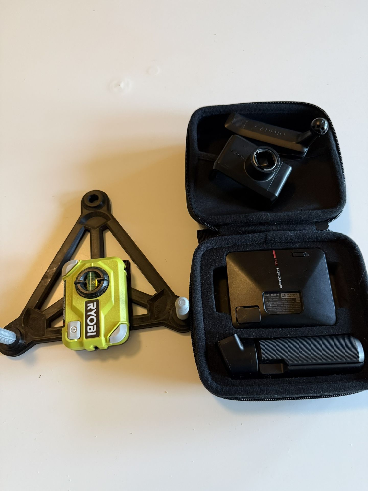 Garmin R10 Launch Minister