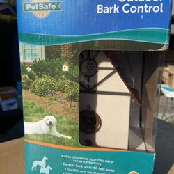 Outdoor bar control for dogs