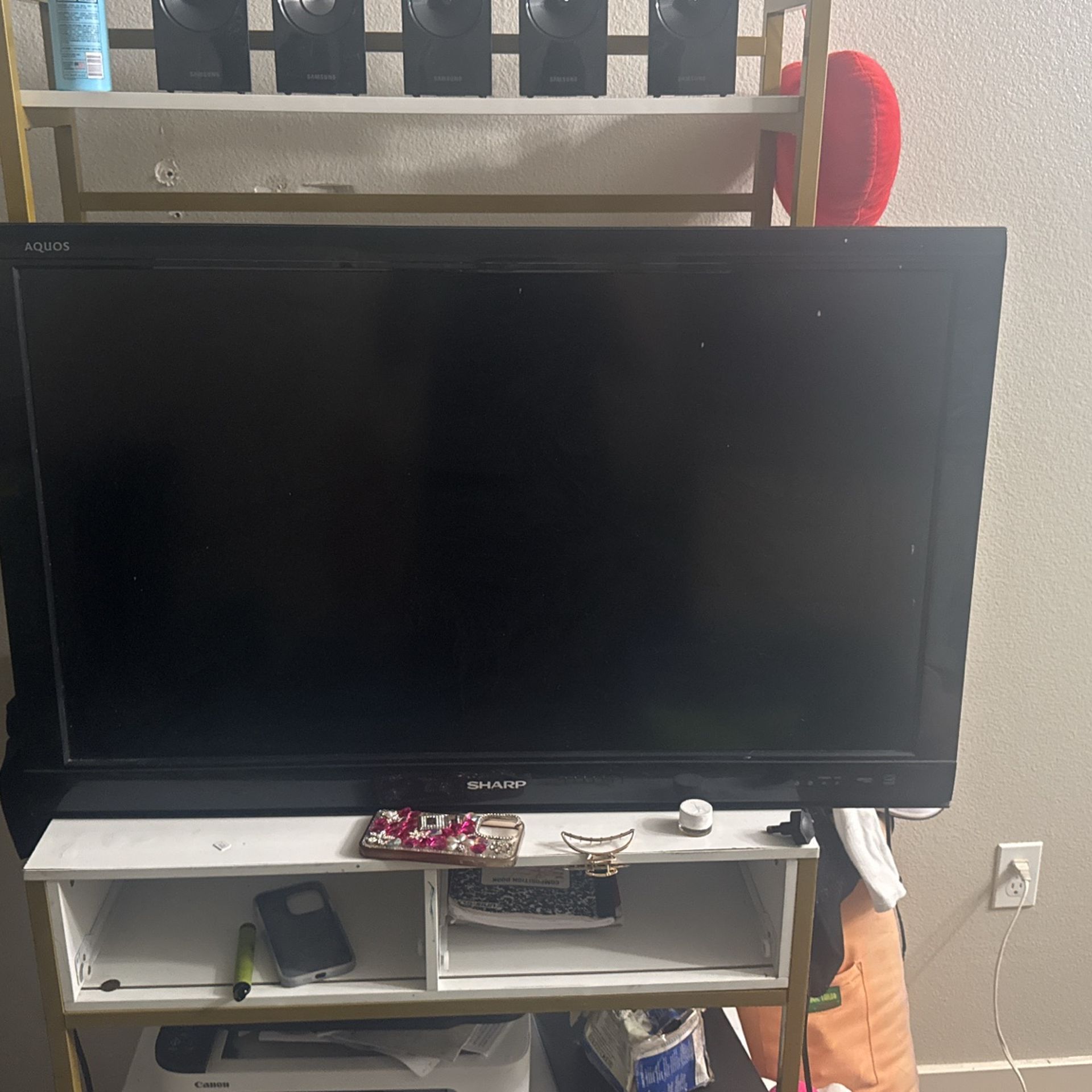 32 Inch Flat Screen