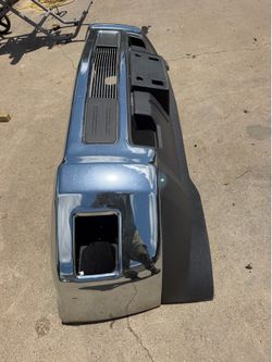 Front bumper 14-19 Chevrolet Silverado 2(contact info removed)