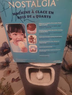 Nostalgia ice cream maker