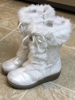 White boots with fur trim cheap