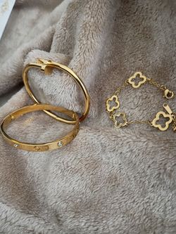 Gold Bracelet
