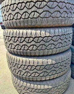 275 65 18 Goodyear tires Con 80% de Vida Las 4