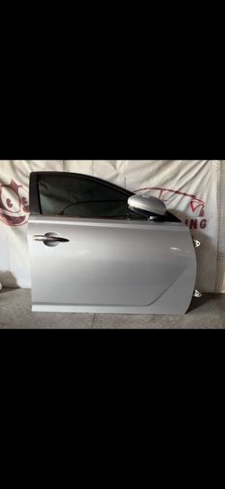 2019-2020-2021-2022-2023 Nissan Altima Right Front Door INSURANCE QUALITY