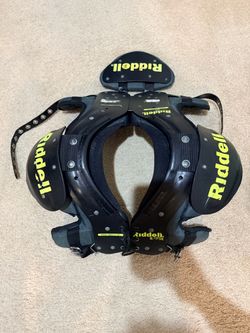 Riddell Surge Football Shoulder Pads, NIKE practice jersey,& padded football shirt