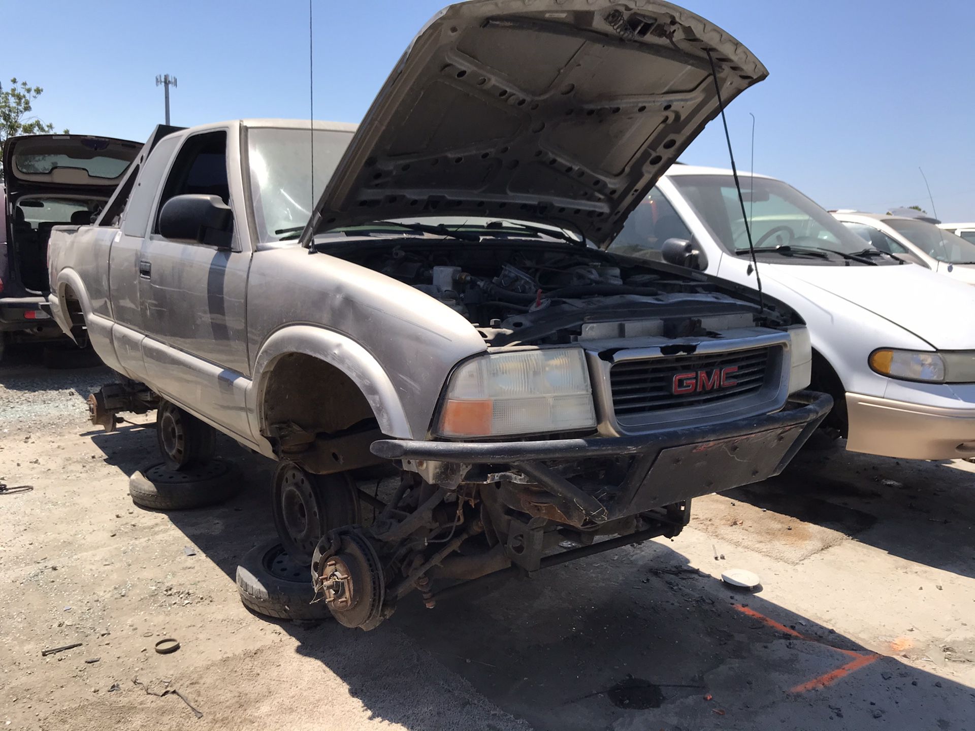 2001 GMC Sonoma Part Out