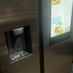 Samsung Stainless Touchscreen Icemaker Refrigerator