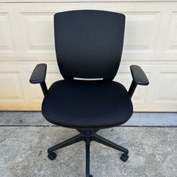 Office Chair (Nightingale VXO Task Chair) Ergonomic Design with Adjustable Lumbar Support