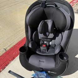 Safety 1st Grow and Go All-in-One Convertible Car Seat