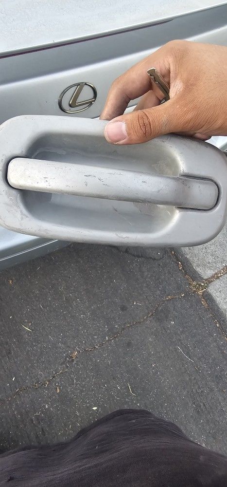 Chevy Left Door Handle