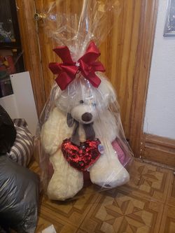 NEW Big valentine's teddy bear
