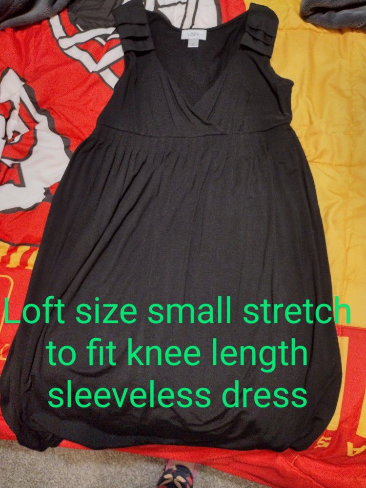 Ann Taylor "Loft* Sleeveless V-neck Mini Dress