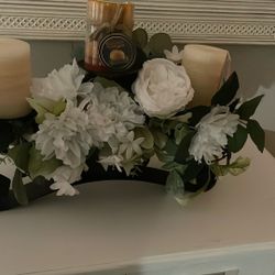 Beautiful Black Candle Holder ( Candles Are Not Included)