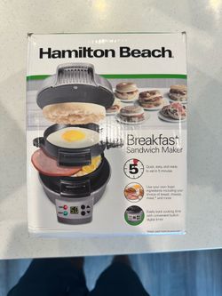 Breakfast sandwich maker