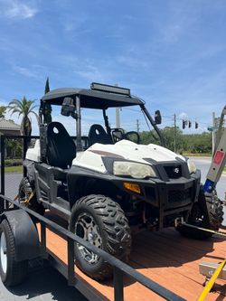 2015 800 UTV Side-By-Side