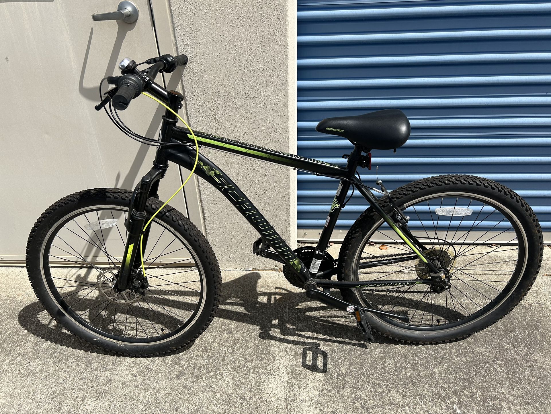 Schwinn Sidewinder 21 Speed 26” Mountain Bike Neon/Black