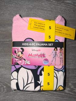 Disney Minnie mouse pajama set size 5 (4 pieces )