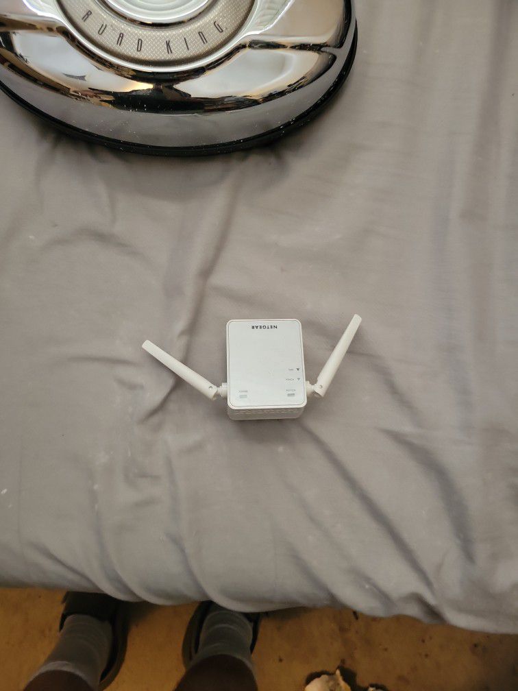 Wifi Extender By Netgear 