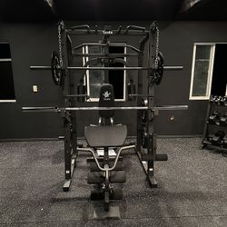 Vesta Fitness Smith Machine 1001 w/Bench Attachment | 230lb Bumpers Olympic Weights | 7ft Olympic Bar | Gym Equipment | FREE DELIVERY🚚 