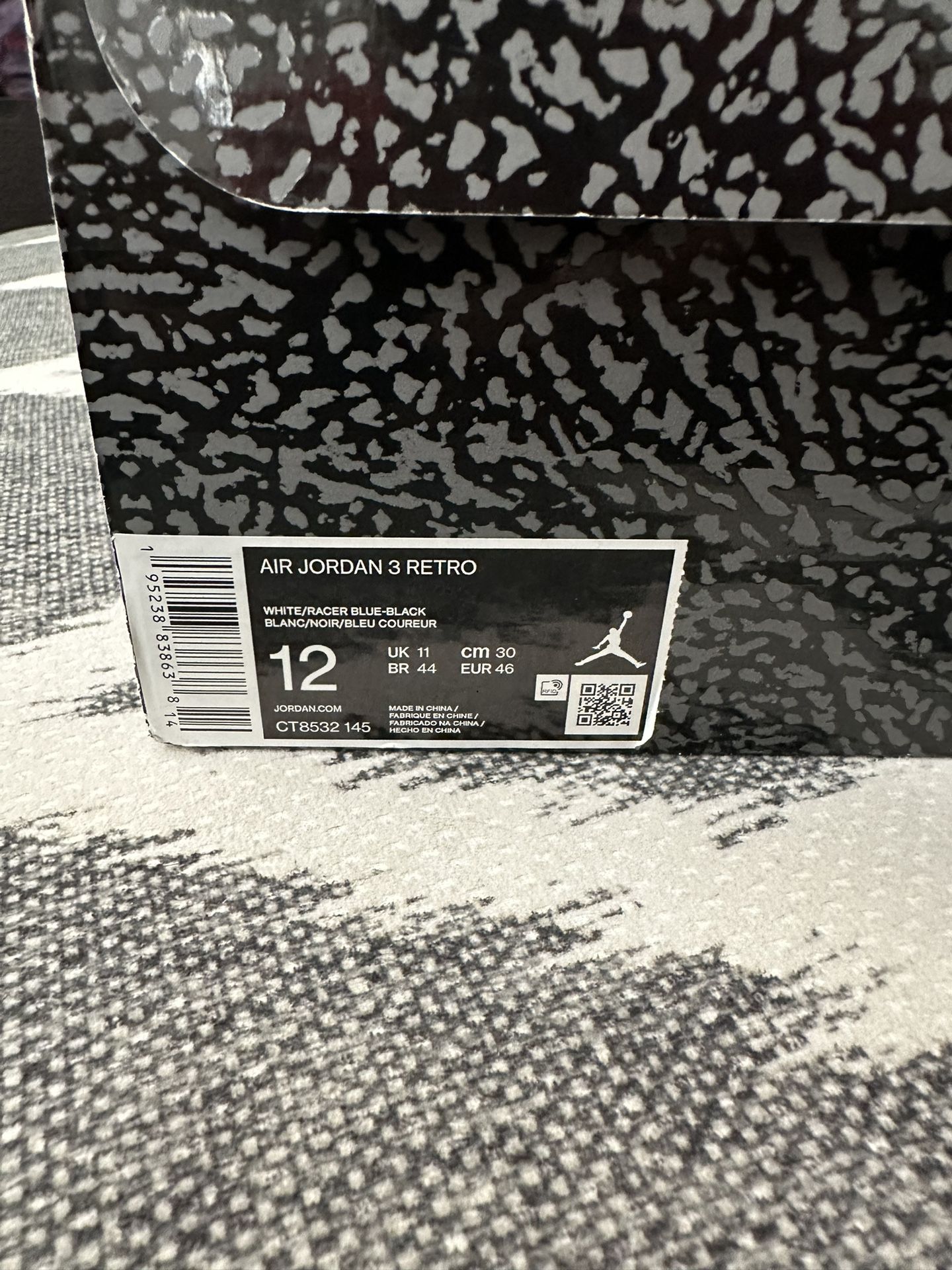 Jordan 3 “racer blue” Size 12