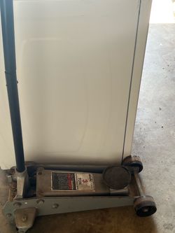 Sears 3 Ton Hydraulic Floor Jack