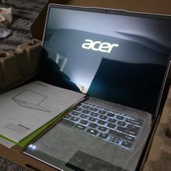 Acer SFG14-73-58EP Intel Core 15 8GB RAM 512GB SSD