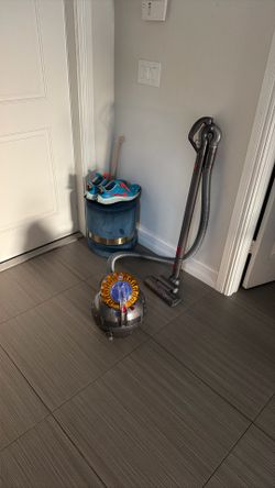 Dyson vacuum