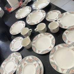 Ceramic Geometric Pattern Dinner Set Glossy Plates Bowls Cups Round