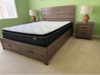 Brand New 2 Drawer Queen Bed Frame and 2 Nightstands ( 3pc set )