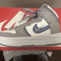 Nike Dunk Hi 