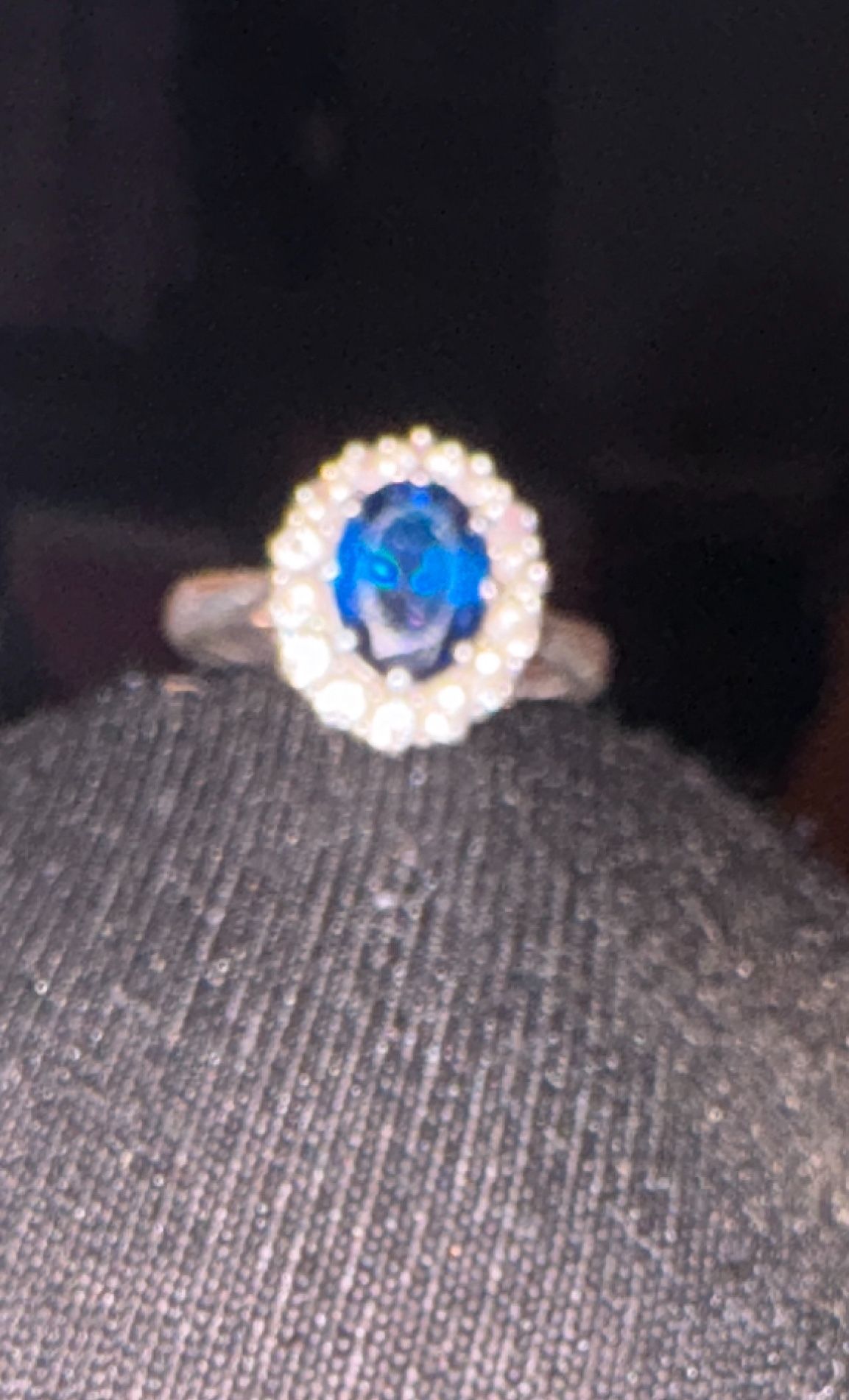 Sapphire ring